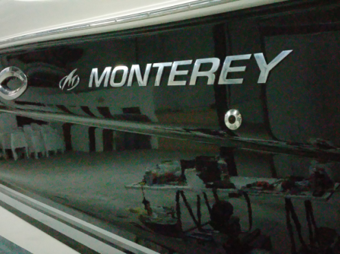 Alquiler de barco Monterey 270 cruiser 8 plazas